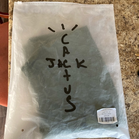 Travis Scott running wild shorts size medium